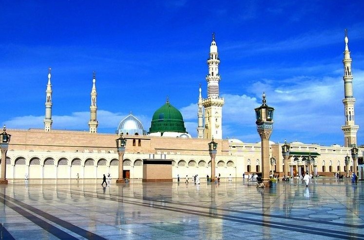Keutamaan dan Tata Cara Shalat di Masjid Nabawi